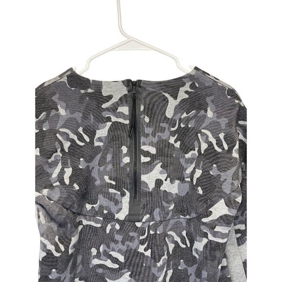 NIKE Womens Sz S Tech Fleece Camo Sweatshirt Pullover Crewneck Grey‎ Long sleeve - Picture 7 of 10